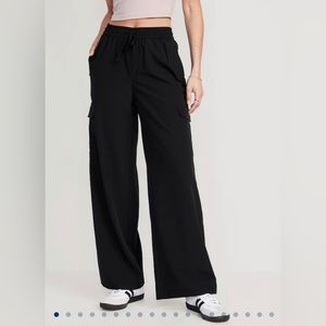 NWOT Old Navy Quick Dry Wide Leg Cargo